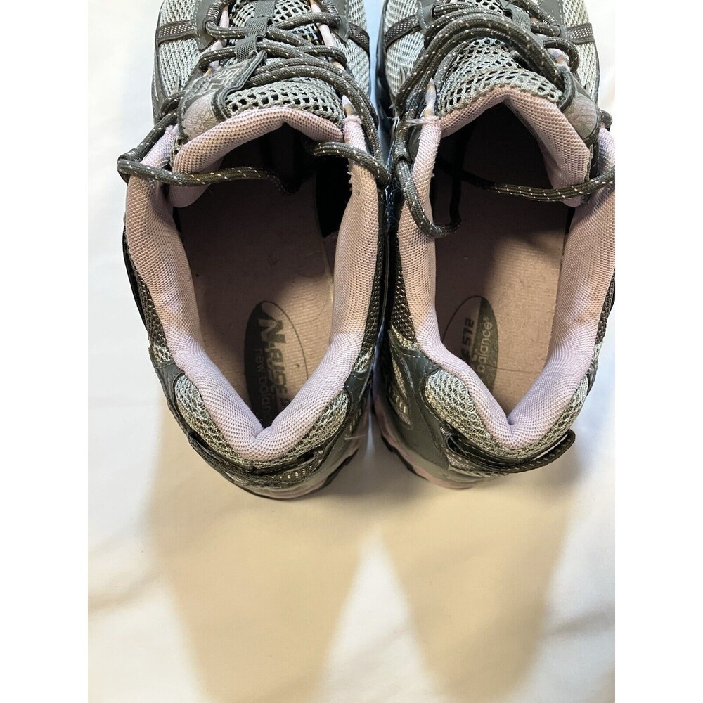Womens Size 11 NEW BALANCE All Terrain Shoes ( WT572PK) - Picture 5 of 7